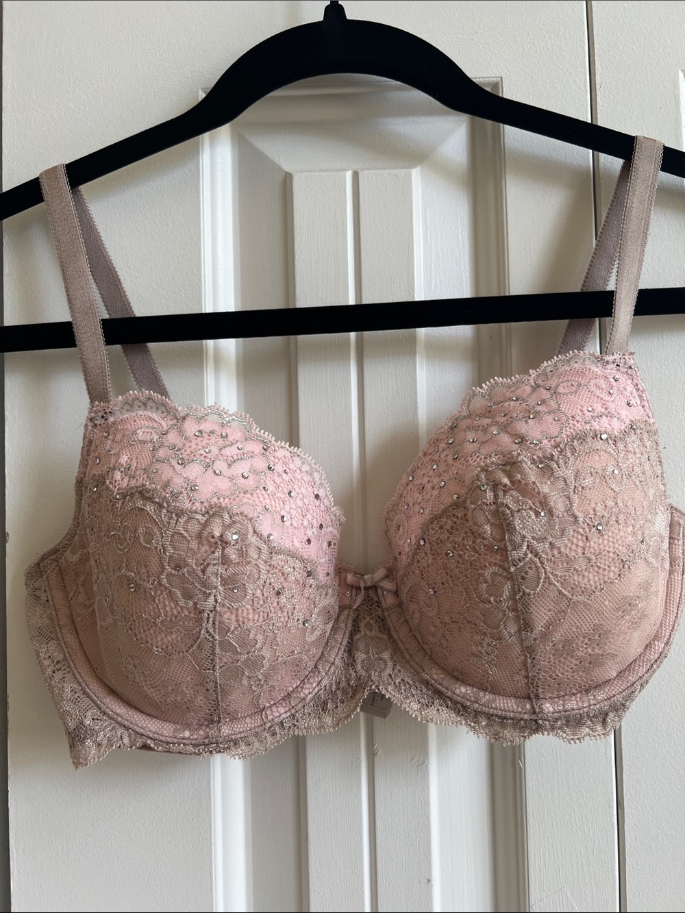 VS Lace Embellished Underwire Bra - Pink Nude